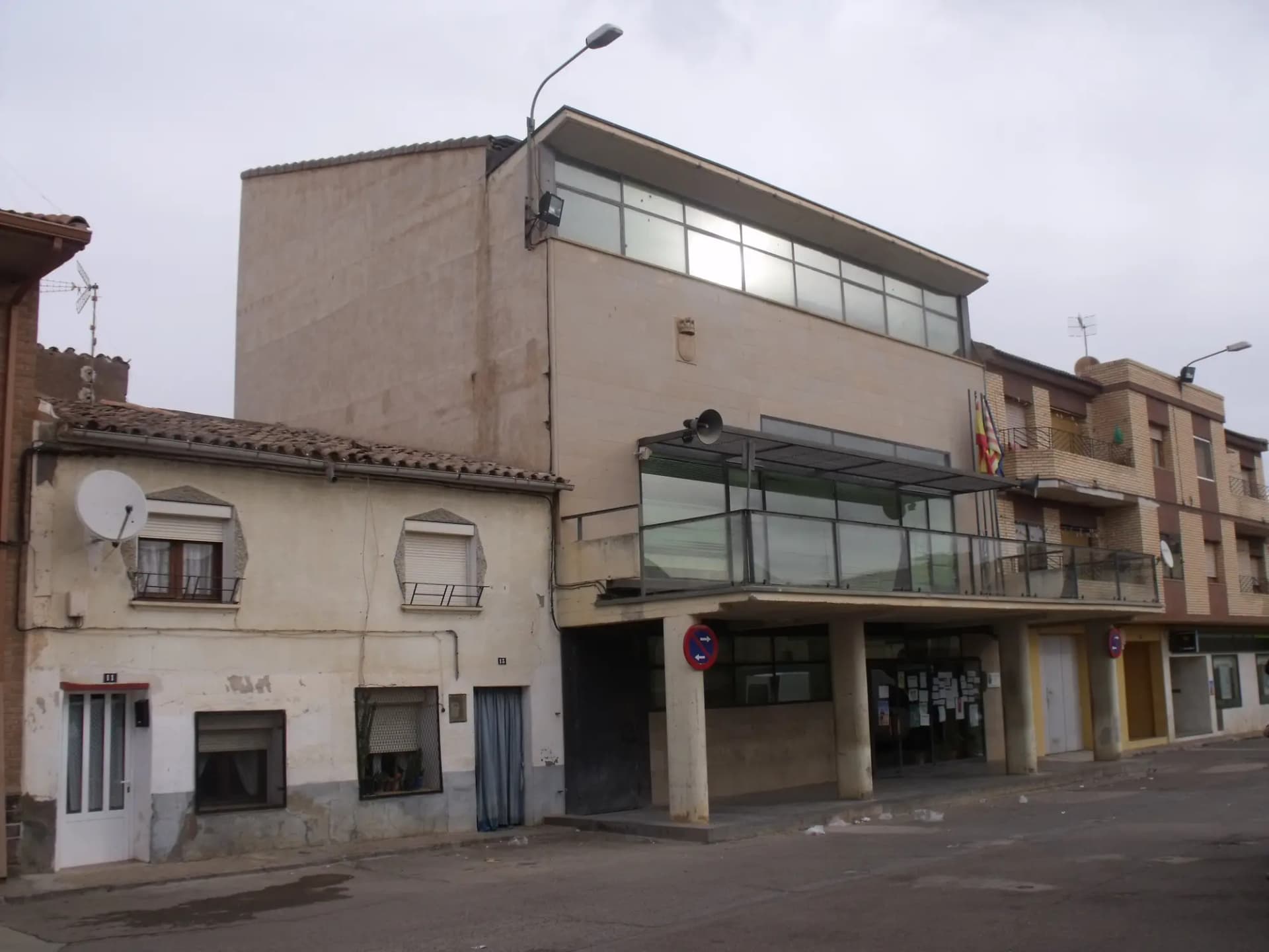 Edificios del casco urbano de Alfamén