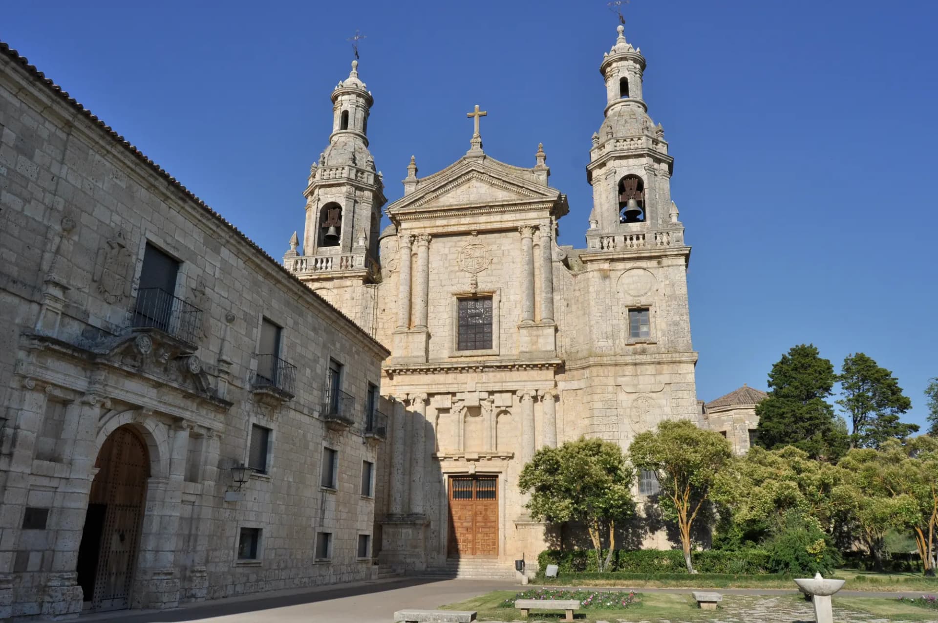 Monasterio de Santa María de La Santa Espina, en el término de Castromonte